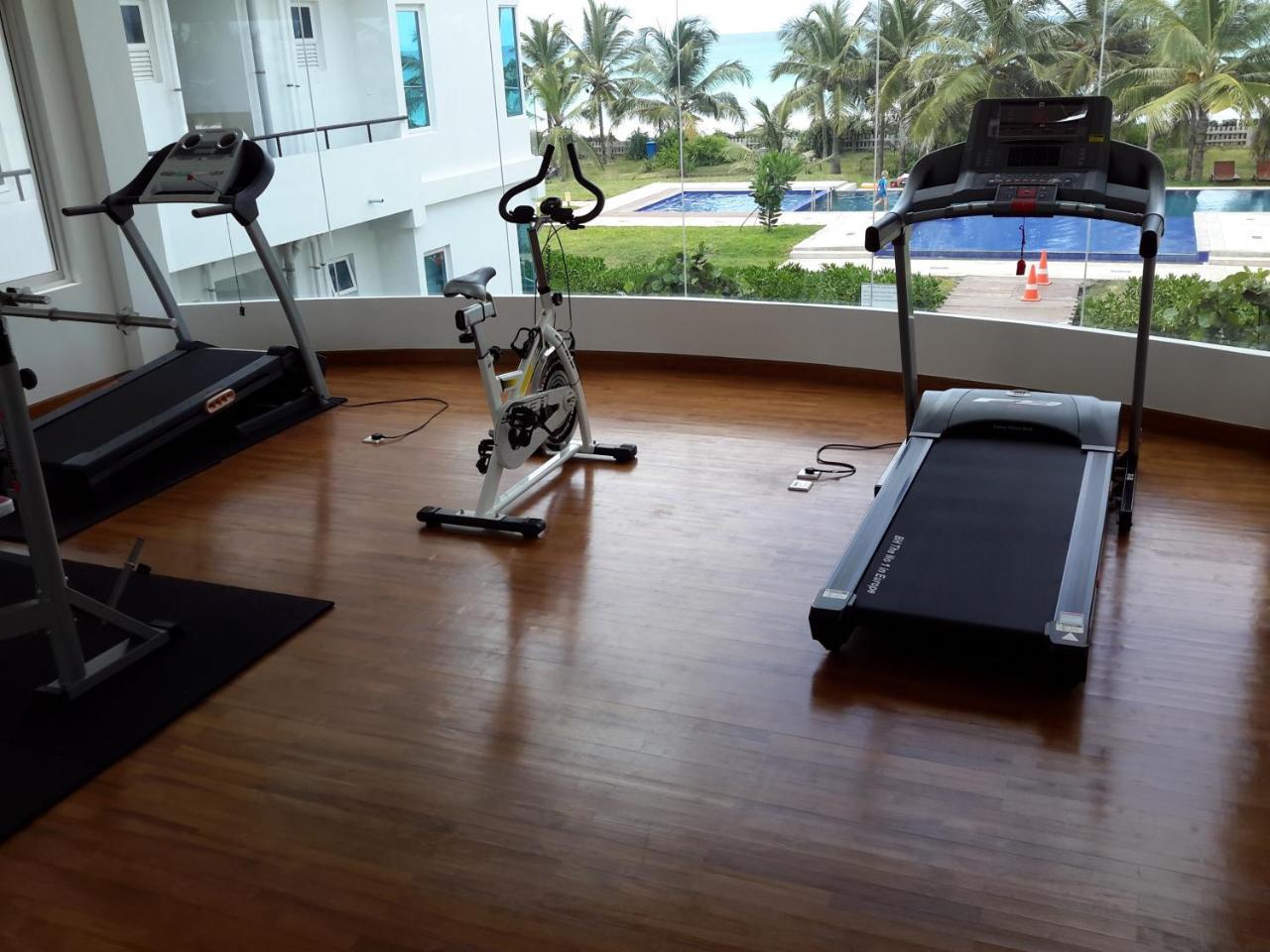 Llh 1G2 Nilaveli Ocean Front Condos Екстер'єр фото