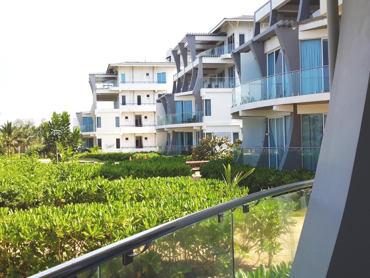 Llh 1G2 Nilaveli Ocean Front Condos Екстер'єр фото
